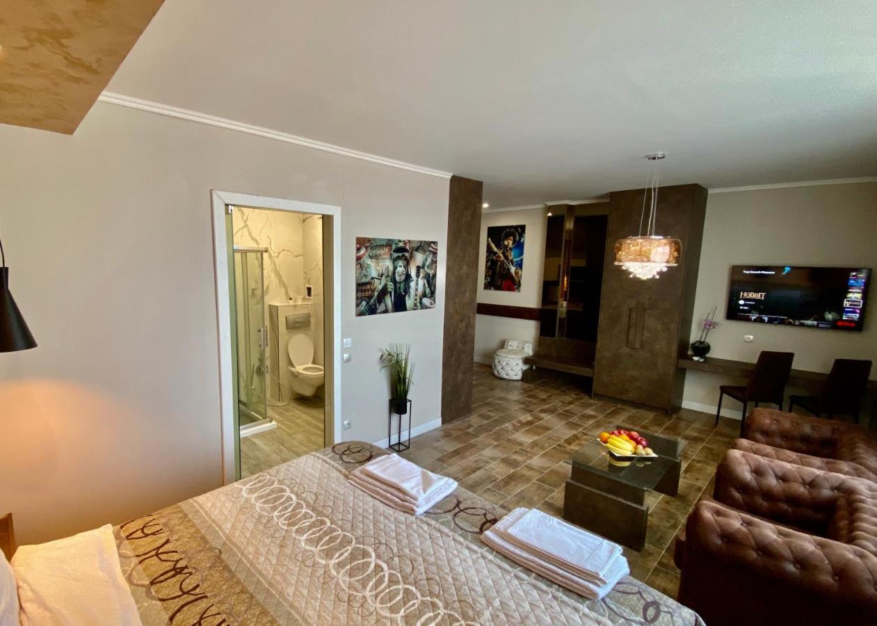 Luxury Apartments Ivon Plovdiv Eksteriør billede